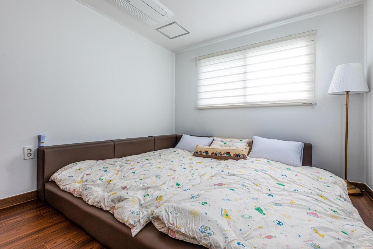 Haevichi Private Pension ซอกวีโพ ภายนอก รูปภาพ